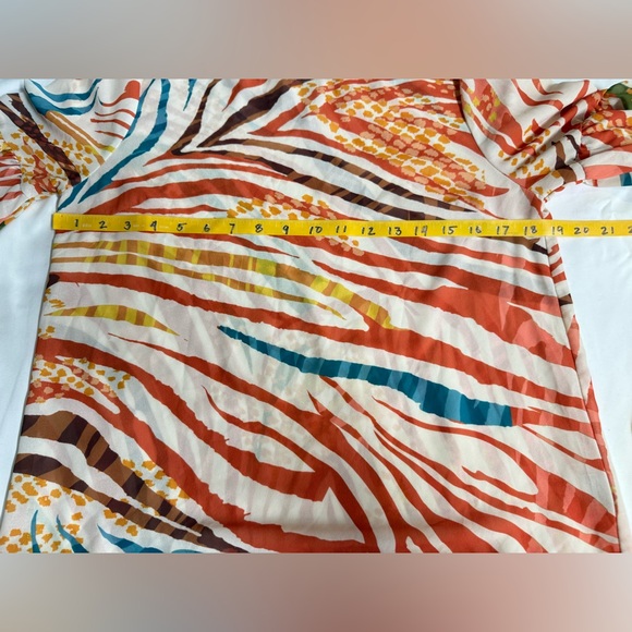 JEALOUS TOMATO Beige sheer colorful abstract print balloon sleeve top size S - Picture 13 of 14